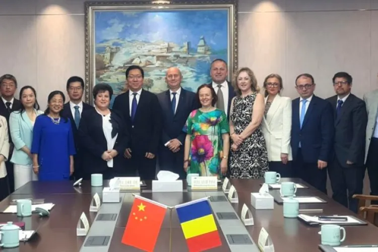 Clujul educă global: Ce a prezentat șefa ISJ în China despre elevii și profesorii care dau tonul în România FOTO