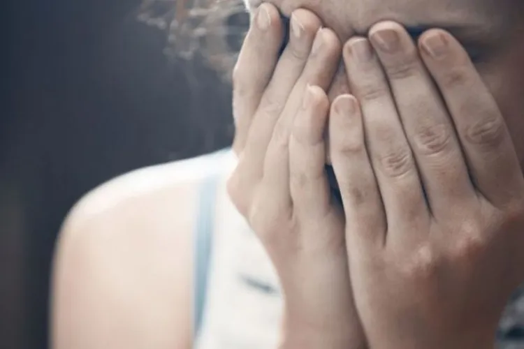 Val de arestări în cazul indivizilor care au ABUZAT o fetiță de 13 ani din Cluj! Încă 3 tineri reținuți, după ce alți 11 au fost ridicați de oamenii legii