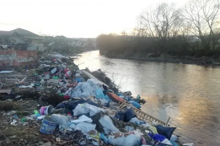 Pirații invadează Clujul: Cine sunt pirații care vor „invada” mâine Clujul și vor „cotropi” Floreștiul 