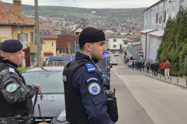 Jandarmeria Cluj, mesaj pentru suporteri înainte de derby-ul Clujului! Pe ce străzi pot exista restricții de circulație: ,,Nu vă implicați în conflicte”
