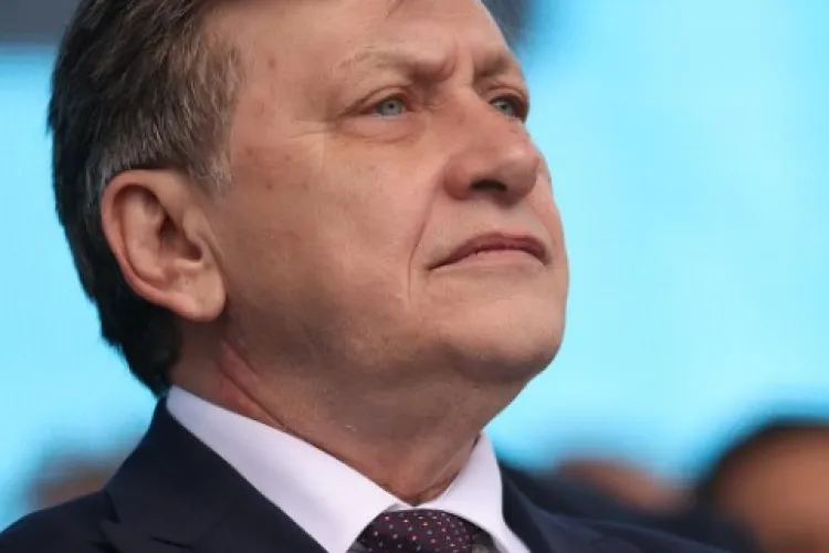 Sfârșit de drum pentru Crin Antonescu, după ce nu a reușit să ajungă în turul doi al alegerilor prezidențiale: „Îmi pare rău că am eșuat” 