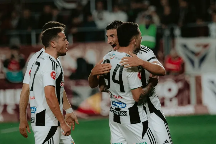 Explozie de bucurie! U Cluj a învins Universitatea Craiova cu 2-1 și dinamitează clasamentul play-off-ului. „Studenții” urcă provizoriu pe locul trei