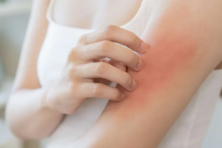 Enigmă într-un liceu după un misterios episod medical. Elevii acuză simptome ciudate, iar cursurile sunt suspendate până la clarificarea situației