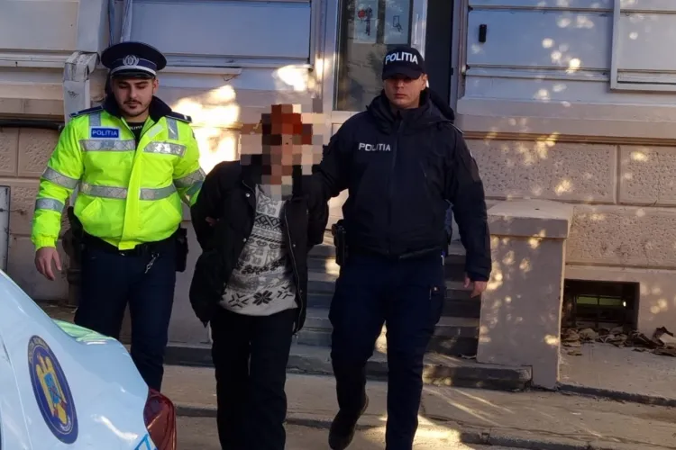 Un bunic de 71 de ani a pus polițiștii pe jar! A intrat într-o casă și a furat tot ce a putut căra. Televizor, telefoane și parfumuri, printre ,,capturi” 