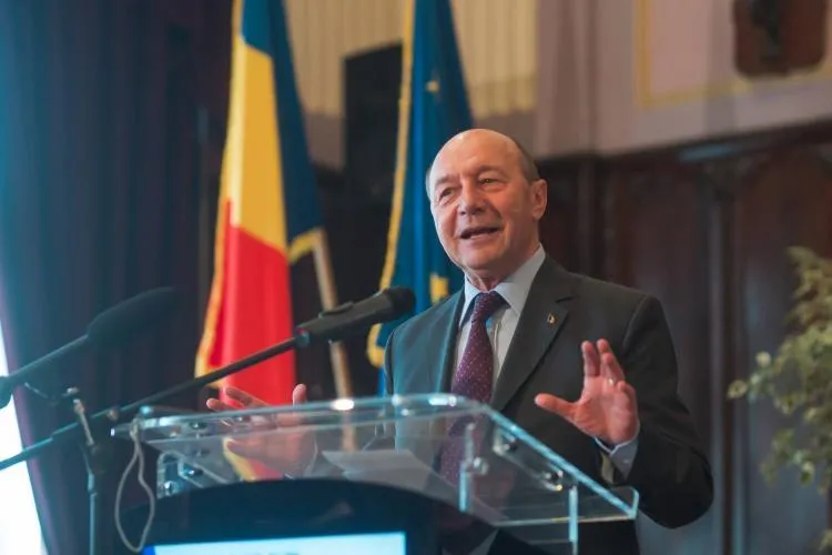 Traian Băsescu, mesaj înaintea alegerilor prezidențiale: „Românii vor fi solidari cu propriile lor aspiraţii şi vor merge la vot pentru a le apăra”