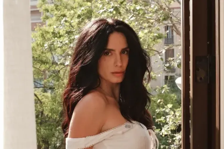 Ioana Grama, apariție SENZAȚIONALĂ! Celebra influenceriță clujeană a făcut furori în Barcelona. Ședință foto incendiară  - FOTO 