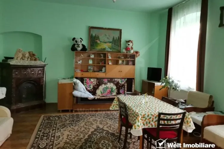 Cluj - Apartament în stil „vintage” din Mănăștur, scos la vânzare cu 199.000 de euro: „Are finisaje clasice, dar se prezintă într-o stare bună” FOTO