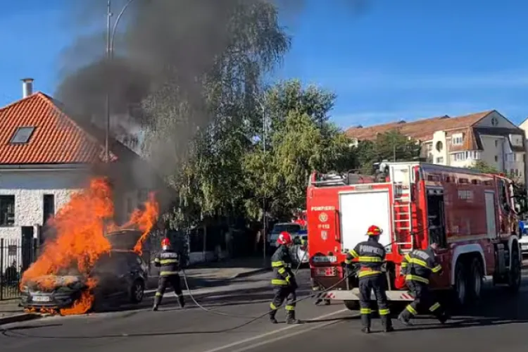 Alertă pe Calea Turzii din Cluj-Napoca, în această seară. Localnicii au sunat la 112 anunțând că arde o mașină. Ce au găsit pompierii la fața locului