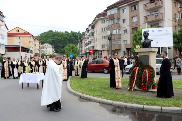 Cluj: Cardinalul Iuliu Hossu, omagiat printr-un gest emoționant! „E o chemare tăcută la curaj, credință și iubire” VIDEO