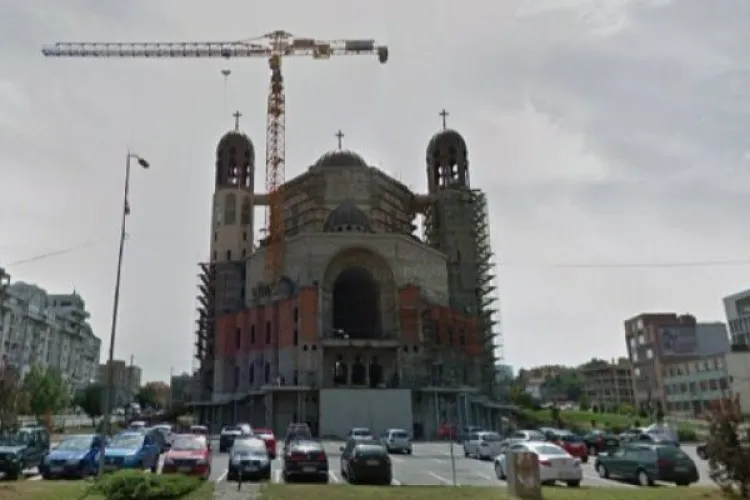 După ani de amânări și tăcere, parkingul din Piața Cipariu reapare în planurile Primăriei: Discuțiile cu Biserica, din nou în prim-plan