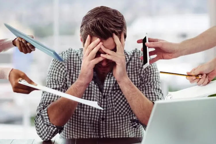 Program scurt? Doar în filme. România, la loc „de cinste” printre țările din UE care lucrează cel mai mult