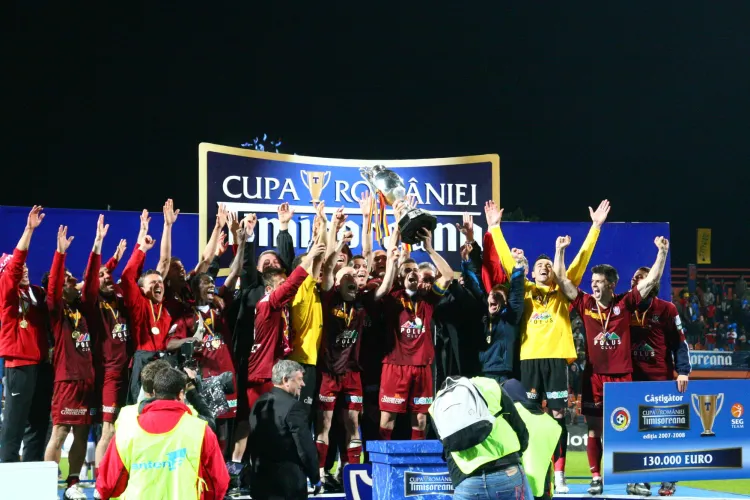 CFR Cluj retrăiește ziua care a schimbat totul! Se împlinesc 17 ani de la primul trofeu istoric