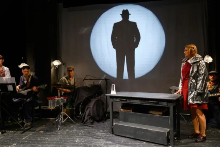 UNITER aplaudă curajul artistic: Ada Milea, recompensată pentru un spectacol tulburător produs de Teatrul Național Cluj