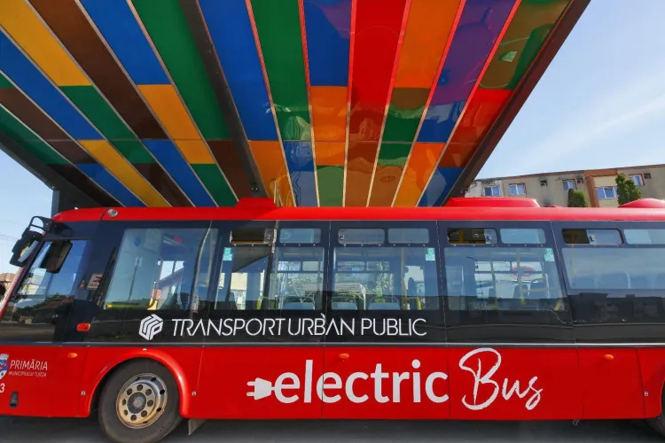 Primarul din Turda anunță o „Revoluție în mobilitatea urbană”. Compania locală de transport devine regională. Ce înseamnă asta pentru călători