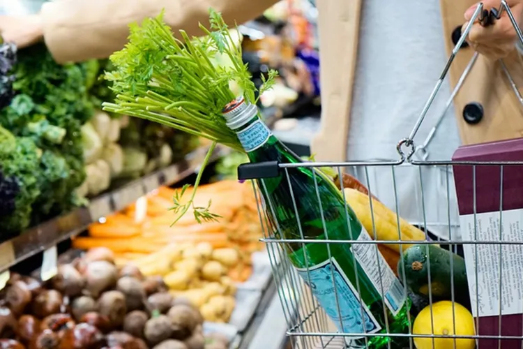 Cluj-Napoca, orașul cu cel mai scump coș de consum din România. Alimente de 200 de lei aici costă 125 de lei la Slobozia