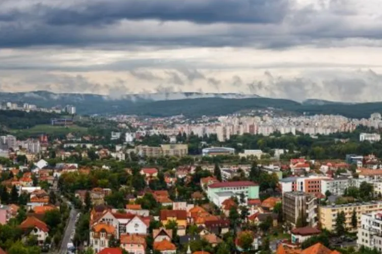 Clujul va fi gazda celui mai mare summit de neutralitate climatică: Viitorul climatic al Europei de Est va fi decis la Cluj