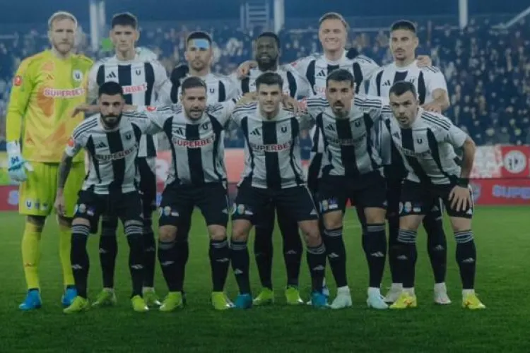 A început „revoluția” la Universitatea Cluj! Cine pleacă și care sunt vedetele care ajung la echipa antrenată de Sabău