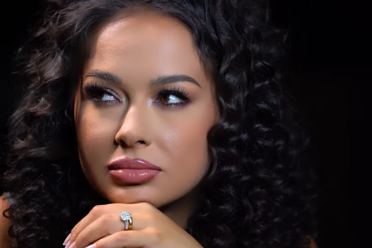 Locul inedit din Cluj în care a filmat Vlăduța Lupău! Fanii au rămas fără cuvinte când au văzut clipul muzical! FOTO