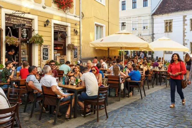 Cluj-Napoca salvează turismul din România în „perioadele moarte” ale sezonului. Câți străini vizitează orașul nostru 