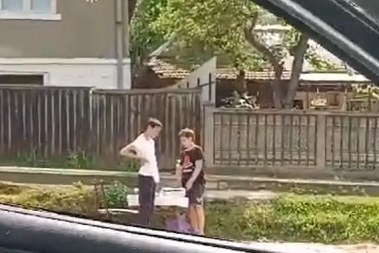 Copiii din Cluj învață de mici să facă afaceri: Micuții antreprenori clujeni au vândut limonadă chiar de Ziua Copilului VIDEO