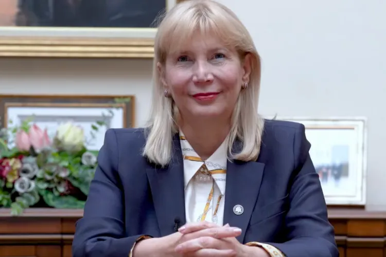 VIDEO Mesaj emoționant al rectorului UMF Cluj pentru Organizația Studenților: „35 de ani v-ați implicat. Ați fost acolo unde era nevoie de voi.Vă mulțumim”