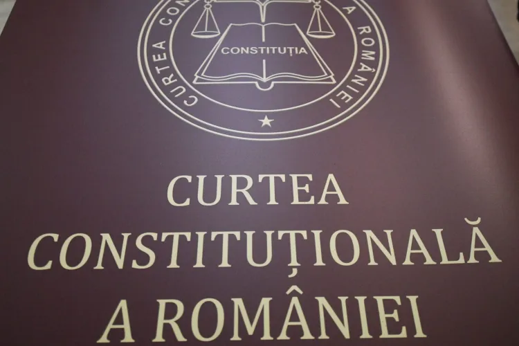 Lovitură pentru transparență: Declarațiile de avere nu mai includ și membrii familiei! Ce a decis CCR și ce urmează pentru funcționarii publici
