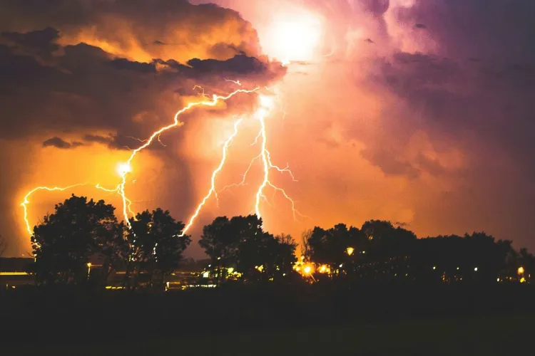 Avertizare RO-ALERT în Cluj: Cod Portocaliu de furtuni, vânt puternic și grindină. Vezi zonele afectate