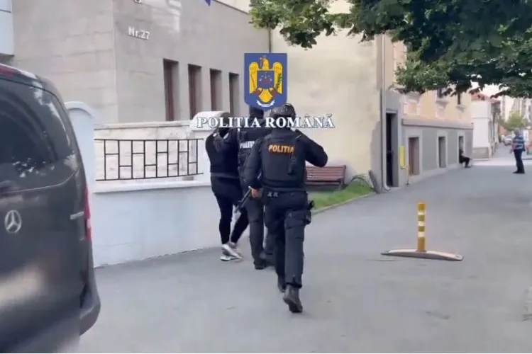 Hoț de lux în Franța, prins la Cluj de polițiști. Fura obiecte de lux din TIR-uri în parcările de pe autostrăzi VIDEO