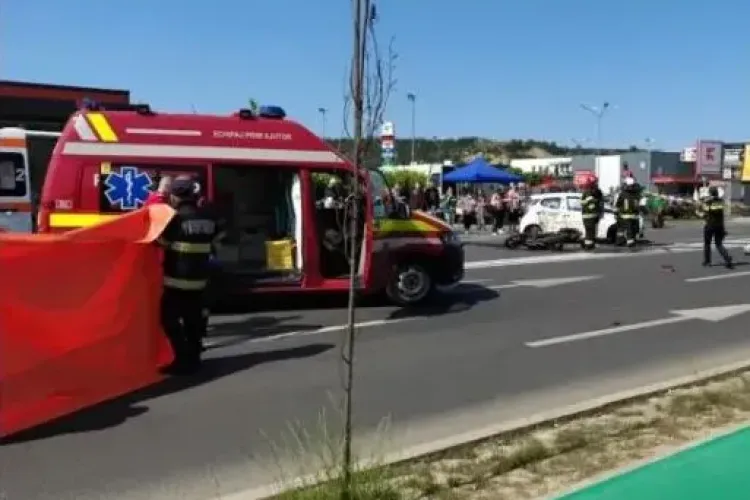 Tânăr motociclist resuscitat, după un accident grav la Cluj. UPDATE : Tânărul a murit FOTO