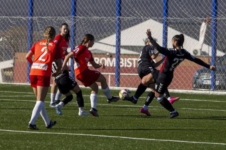 Familia „U” Cluj se mărește odată cu lansarea oficială a secției de fotbal feminin
