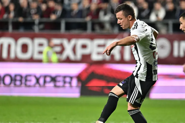 Un fotbalist de la U Cluj pleacă pe ușa din dos! Echipa clujeană renunță la el. Nu l-a impresionat pe Ovidiu Sabău 