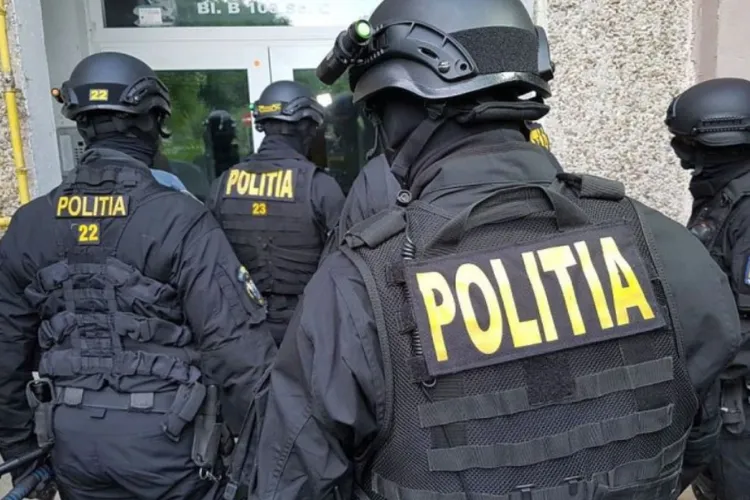 Infractorii clujeni, treziți din somn de mascați. A fost capturat un fugar căutat în toată țara 