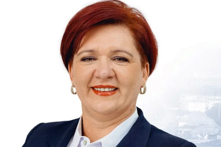 Vrei să schimbi ceva în comunitatea ta? Primarul Cristina Belce deschide porțile Primăriei pentru dezmireni și te așteaptă la audiențe. Fă-ți vocea auzită!