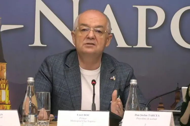 Scandal la ședința Consiliului Local. Emil Boc sare în apărarea Uniunii Vatra Românească, o organizație de extremă dreapta: „Nu puneți pumnul în gură!”