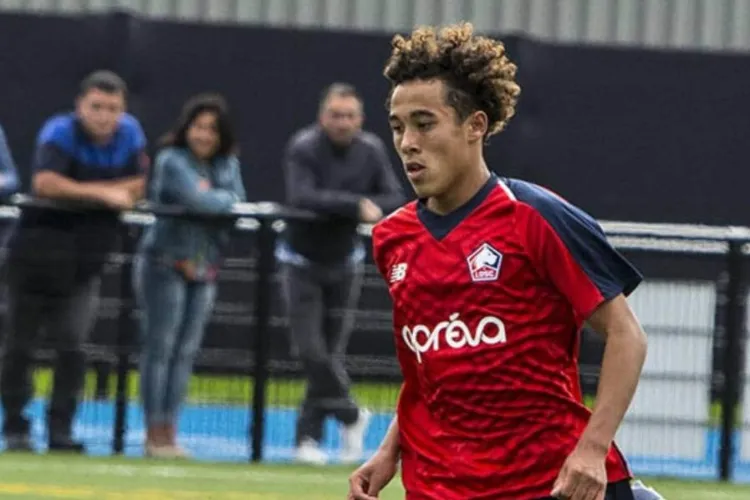 U Cluj a pus ochii pe un fotbalist crescut de o fostă campioană a Franței. Ioan Ovidiu Sabău a fost impresionat de ce a văzut