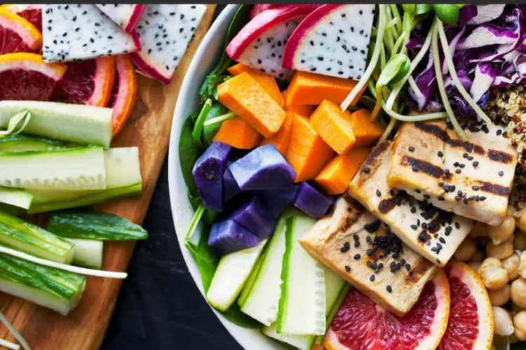 „Veggie Fest” transformă în weekend Iulius Mall Cluj în paradisul veganilor: Gusturi savuroase, ateliere și concerte live. Totul pentru o viață sănătoasă