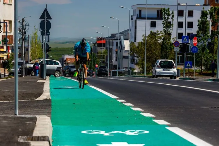 Visul bicicliștilor clujeni e aproape să devină realitate! Pista de 4 kilometri care va lega două mari artere din oraș