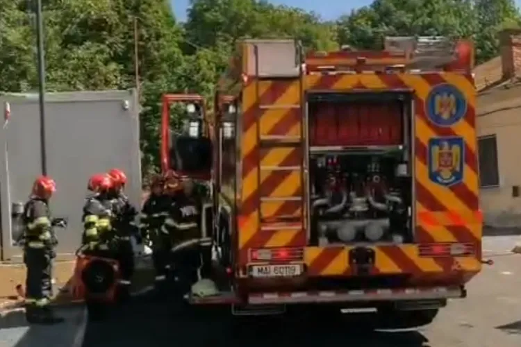 Panică la Secția de Psihiatrie din Cluj: Un pacient ar fi provocat un incendiu, apoi a fugit în timpul evacuării. Patru persoane au ajuns la Urgențe