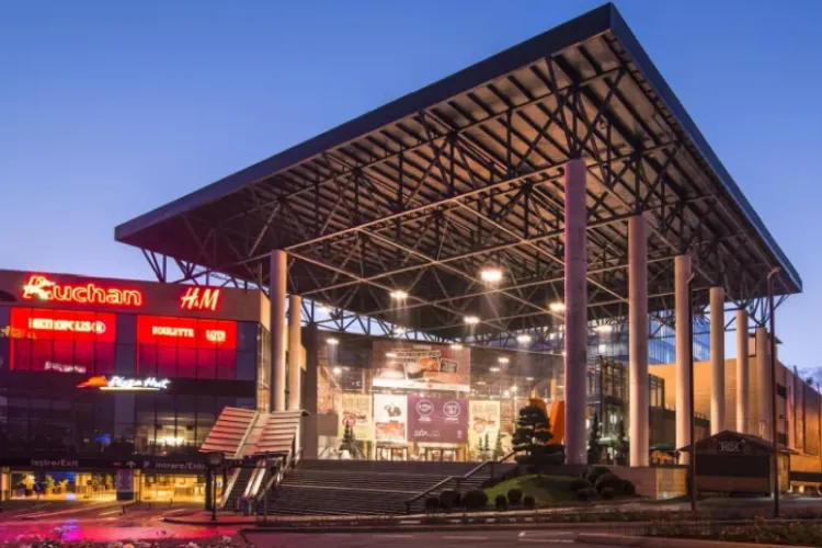 Clujul, în topul mall-urilor cu cele mai mari încasări din România. A fost un an record pentru mall-uri, în ciuda inflației