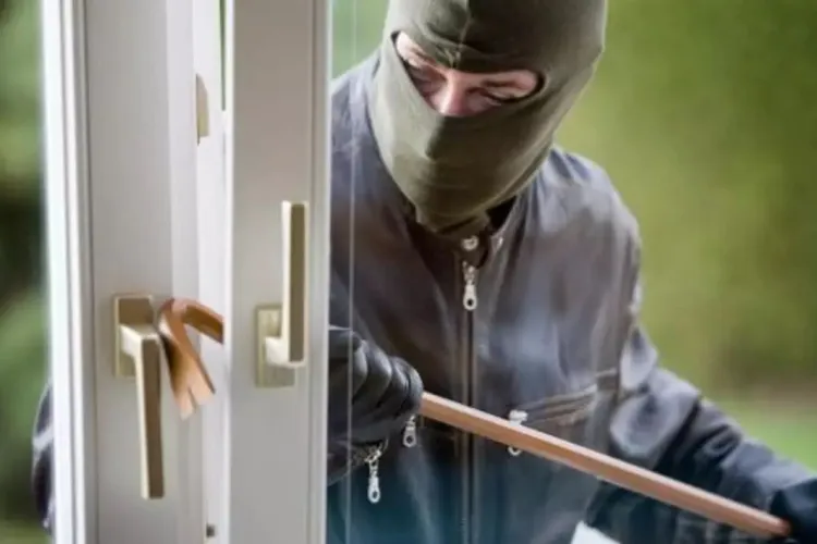 Un clujean cere disperat ajutorul comunității din Dâmbul Rotund: Niște indivizi dubioși i-au intrat în casă și i-au furat bani