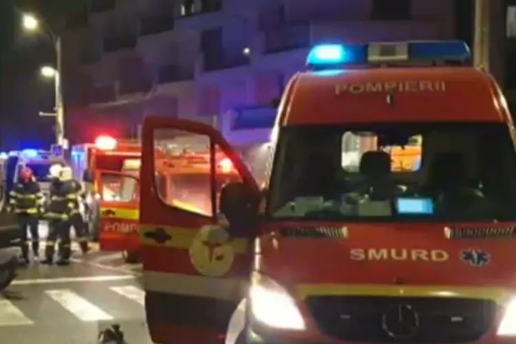 La un pas de tragedie! Patru mașini au fost implicate într-un accident grav! Pompierii au intervenit de urgență