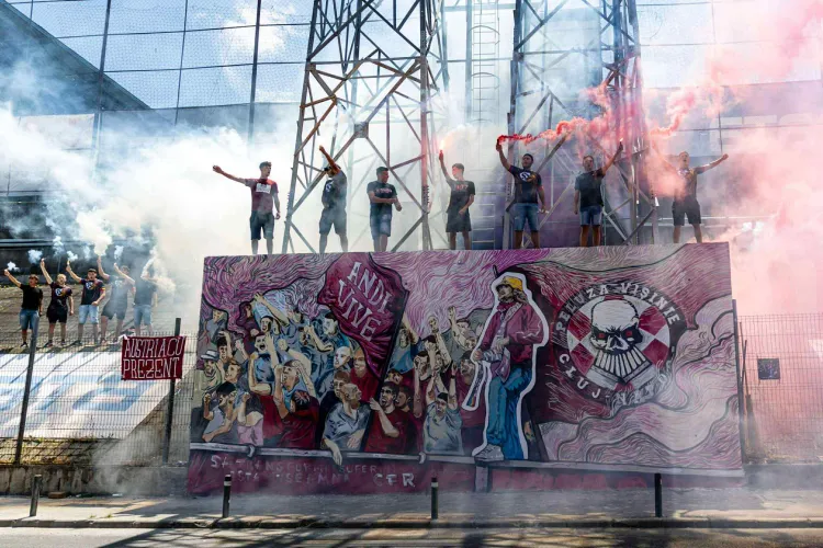 Peluza Vișinie a transformat suferința în fericire, în memoria lui Austriacu': „Reușim să-i menținem vie amintirea peste ani” FOTO/VIDEO 