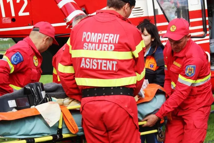 Gest șocant! O femeie a murit după ce și-a dat foc. Pompierii au intervenit de urgență, dar a fost prea târziu  