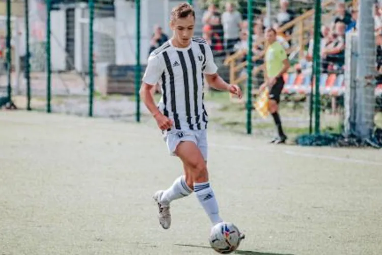 Continuă transferurile la „studenți”! Un fotbalist de la U Cluj a decis să plece la o echipă din Liga a II-a 