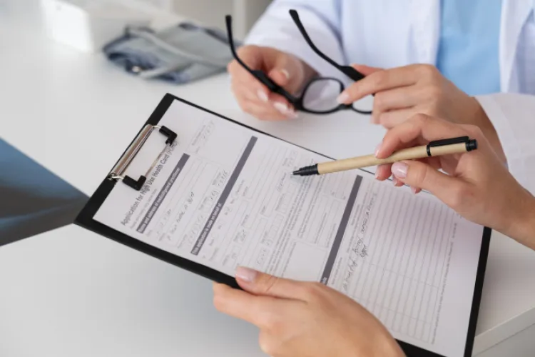 Se pregătește cel mai dur control din sănătate: Ministrul Sănătății vrea să taie din concediile medicale date „pe ochi frumoși”