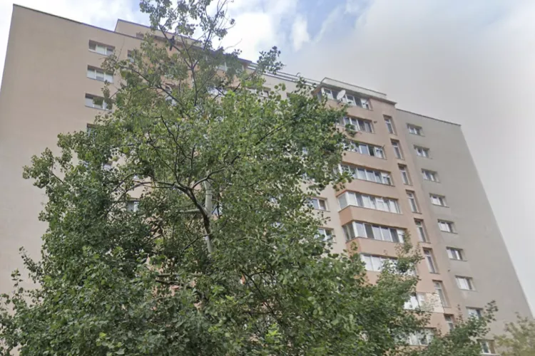 Clujenii din Mănăștur cer ajutor: Șantier abandonat, subsoluri vandalizate și lucrări de mântuială!