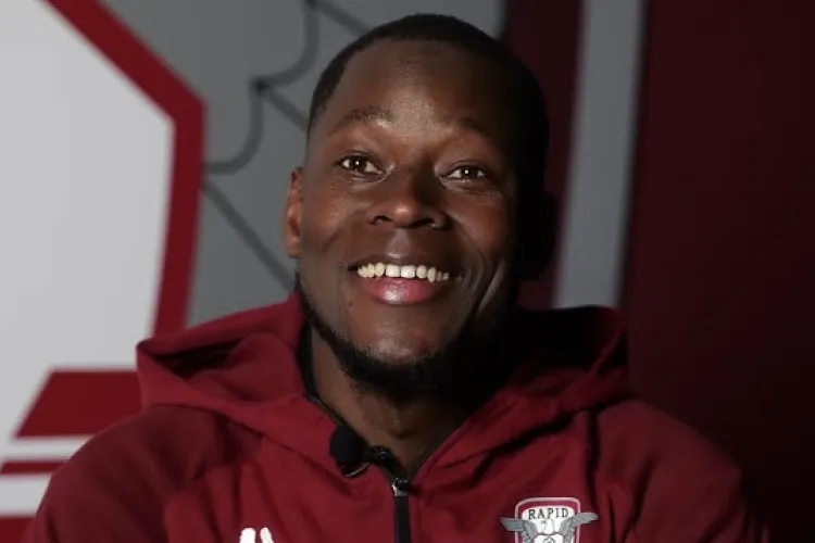 De la împrumut la transfer definitiv! Kader Keita a impresionat Rapid și a semnat un contract pe doi ani cu echipa din Giulești