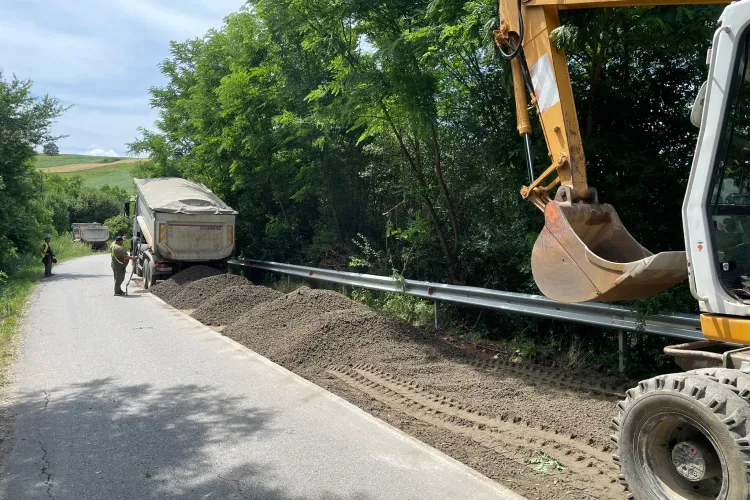 Atenție, șoferi! Lucrări de amploare pe un drum județean esențial din Cluj. Cum se va circula FOTO 