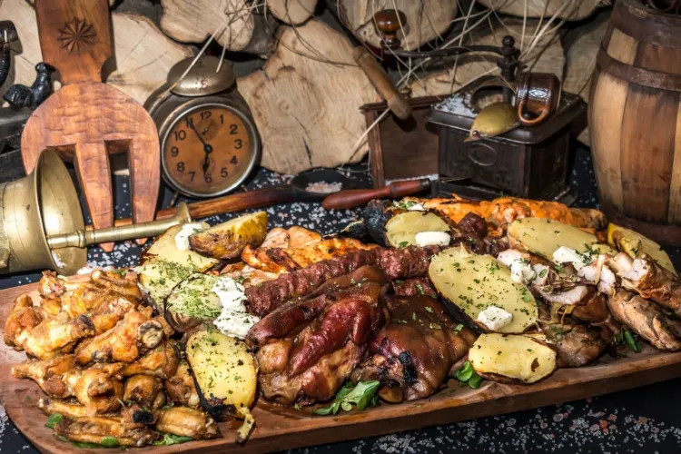 S-au săturat clujenii de restaurantele din oraș? Oamenii se plâng de calitatea mâncării și de prețurile exagerate: „Tipar toxic la 99% din restaurante”