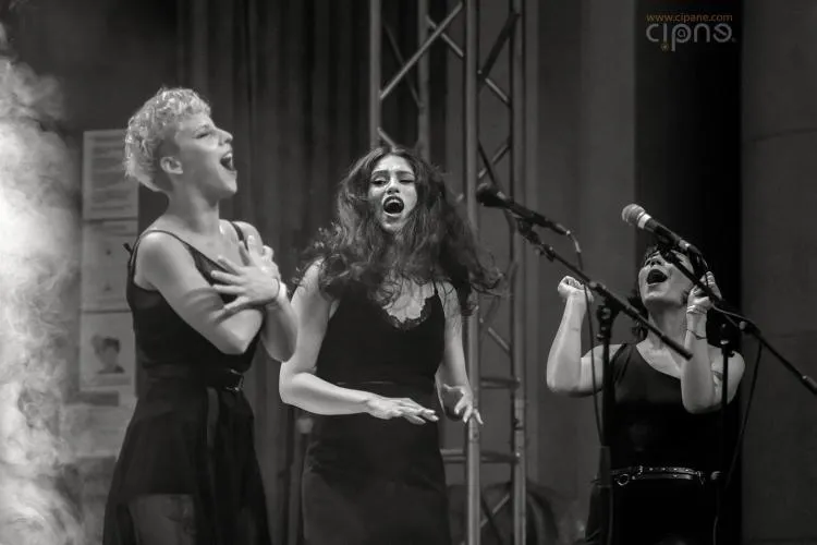 „Zeițele Clujului” își consolidează statutul de fenomene ale muzicii! A început o nouă etapă vibrantă în parcursul celor trei voci 